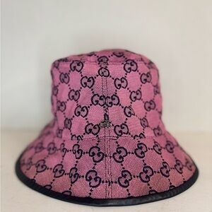 Gucci Bucket Hat GG Monogram Unisex Pink Color Size Medium.